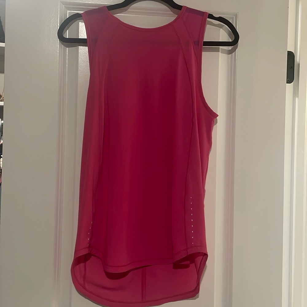 Lululemon sculpt tank hot pink